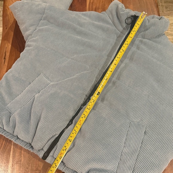 Wild Fable Corduroy Puffer Cropped Bomber Jacket with Zipper and Pockets Size L - Picture 11 of 14